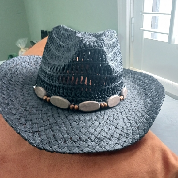 GOLDCOAST sunwear woven hat, black in color , with beaded hat band. NWOT - Picture 2 of 4
